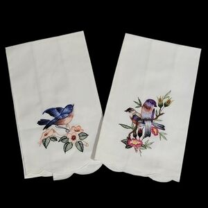 Vintage Set 2 Finch Bluebird Bird Towels Embroidered Kitchen Tea Bath Fingertip